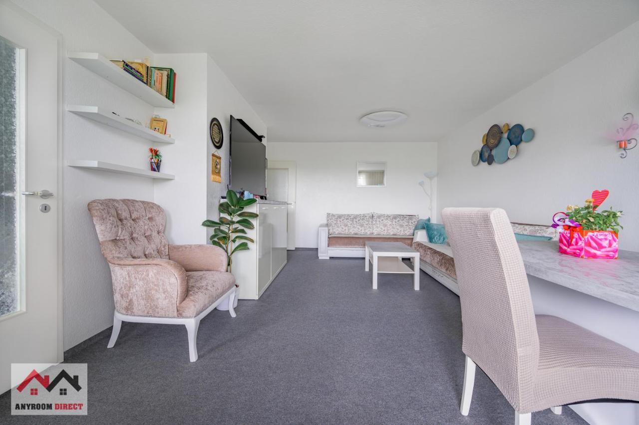 Anyroomdirect Private Apartments Near Hannover Exhibition Room Agency Extérieur photo