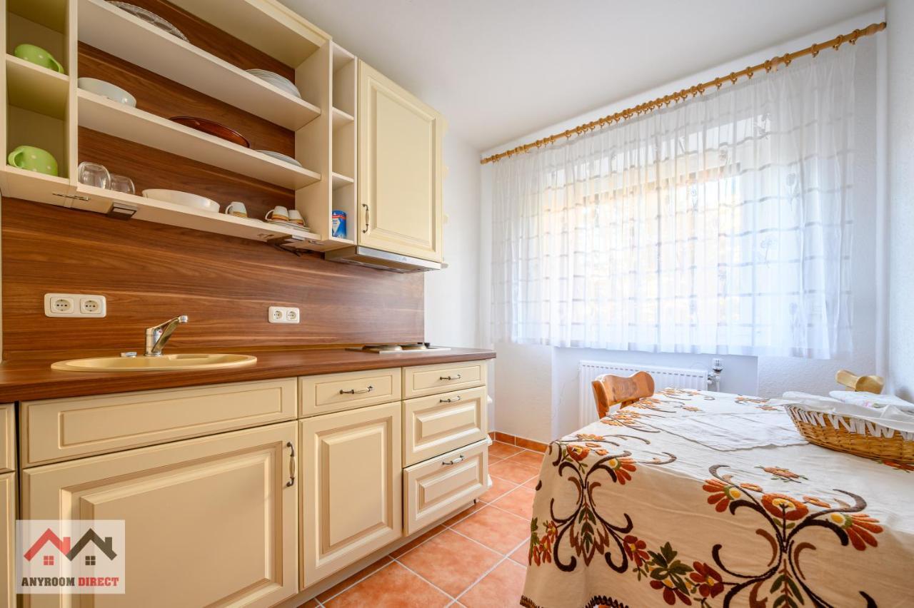 Anyroomdirect Private Apartments Near Hannover Exhibition Room Agency Extérieur photo