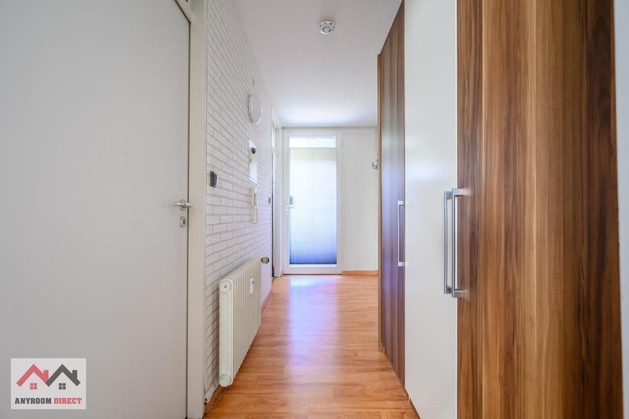 Anyroomdirect Private Apartments Near Hannover Exhibition Room Agency Extérieur photo